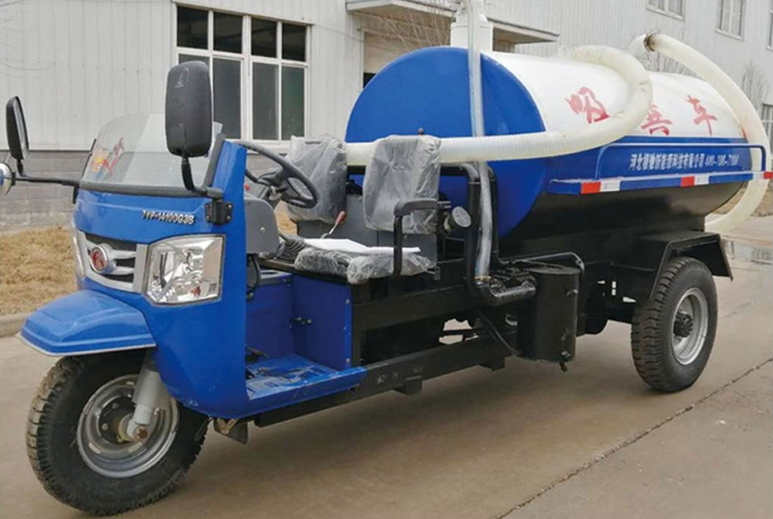 吸粪车2